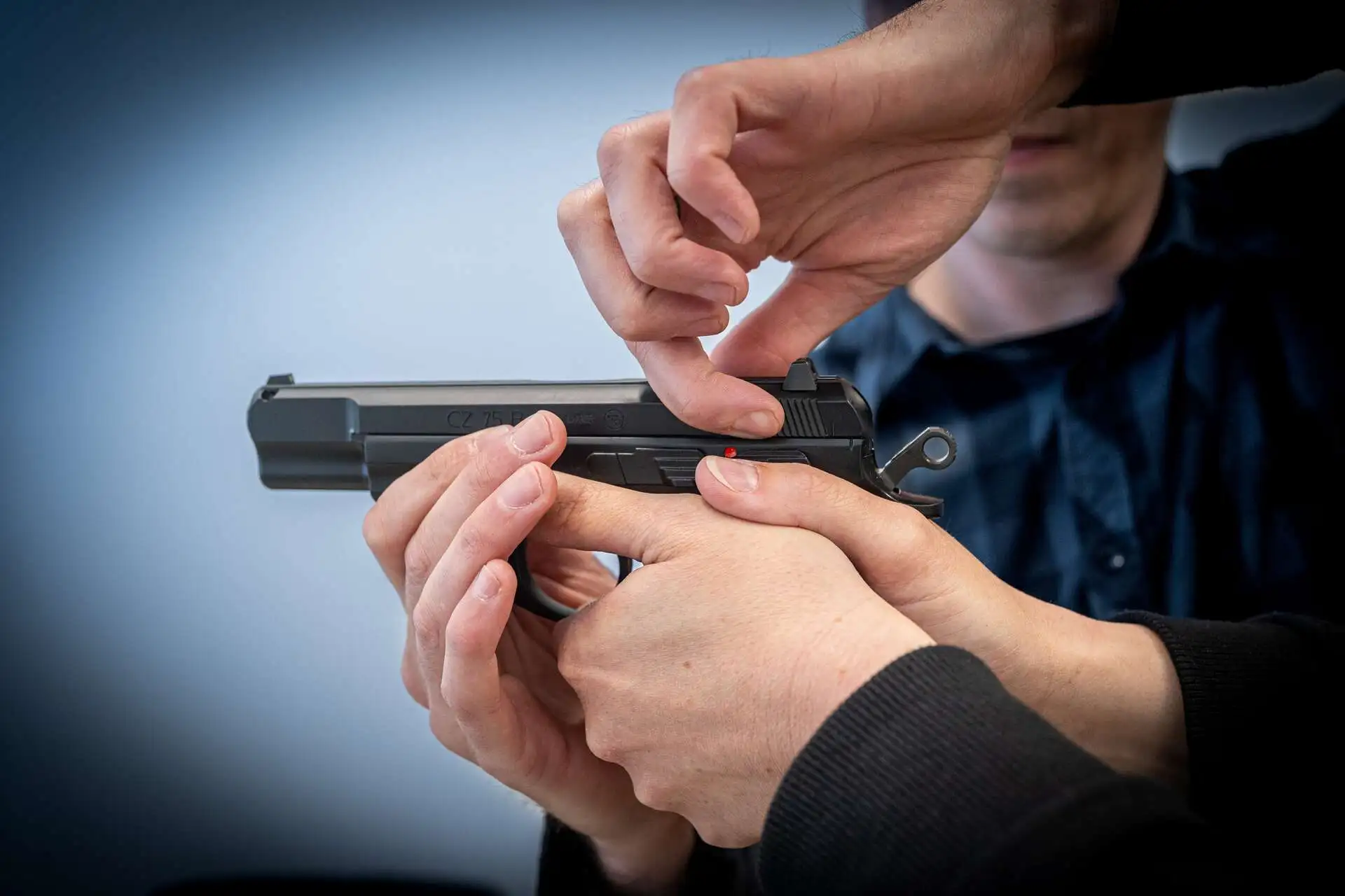 Daniel Arms - Služba Retake Ready